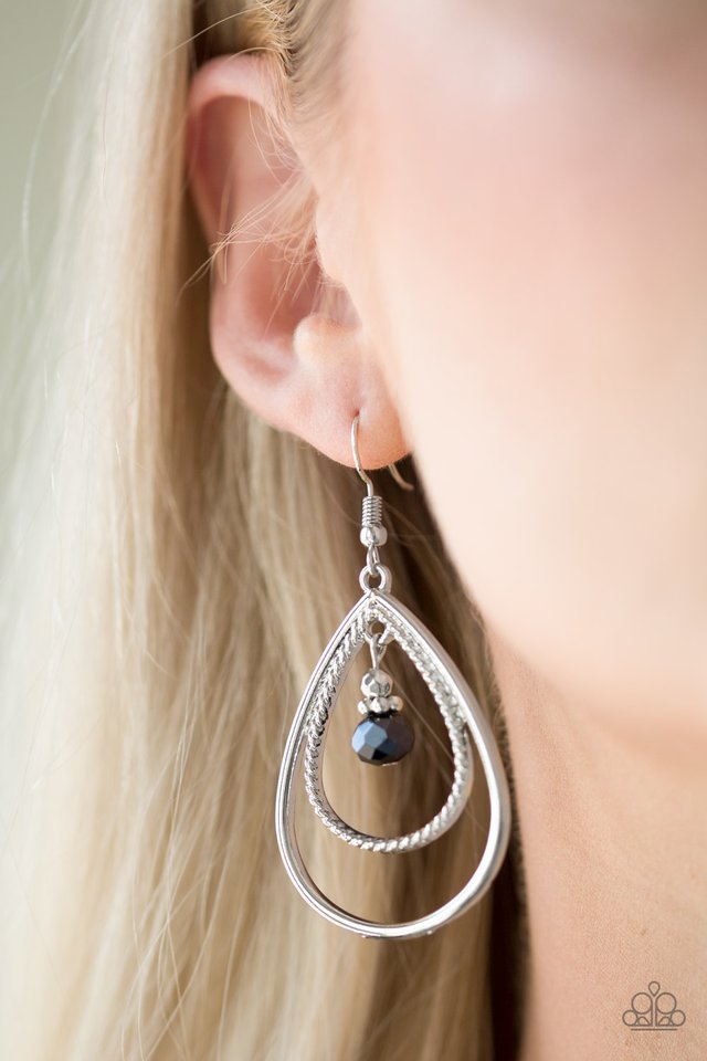 Paparazzi ♥ REIGN On My Parade - Blue ♥ Earrings