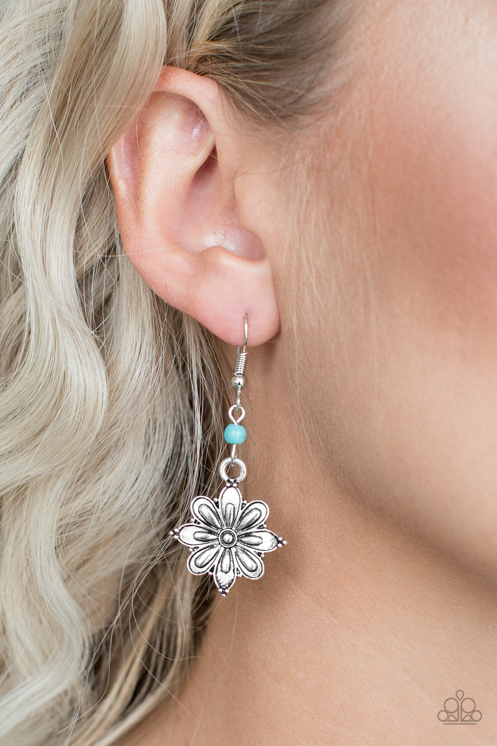 Paparazzi ♥ Cactus Blossom - Blue ♥  Earrings