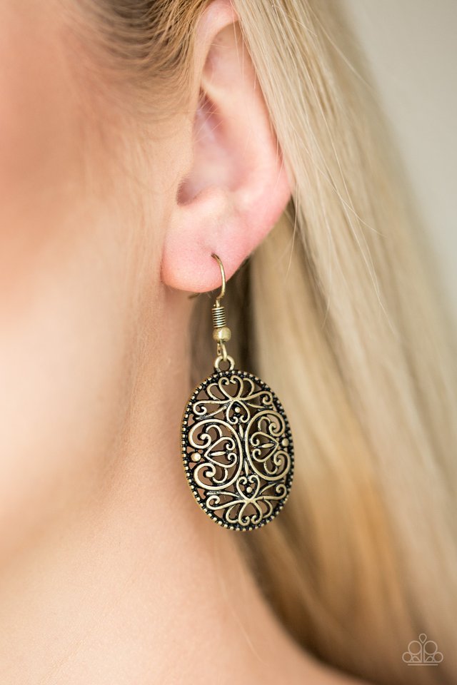 Paparazzi ♥ Wistfully Whimsical - Brass ♥ Earrings