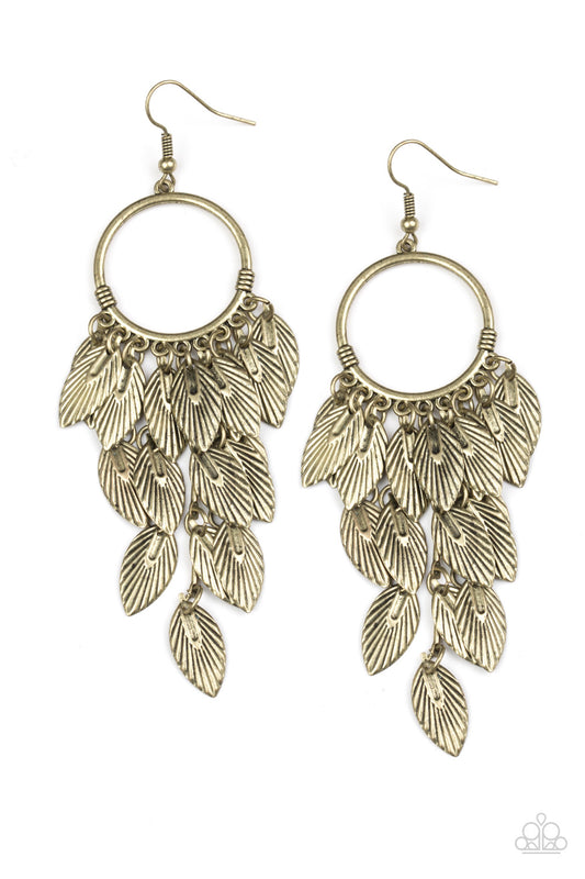 feather-frenzy-brass-p5wh-brxx-094xx