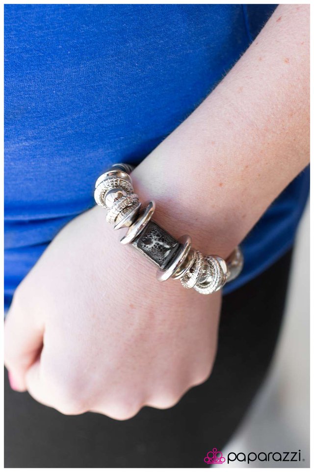 around-the-block-p9wh-bkxx-008xx