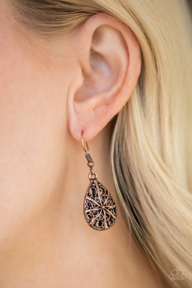 Paparazzi ♥ Western Wisteria - Copper ♥ Earrings
