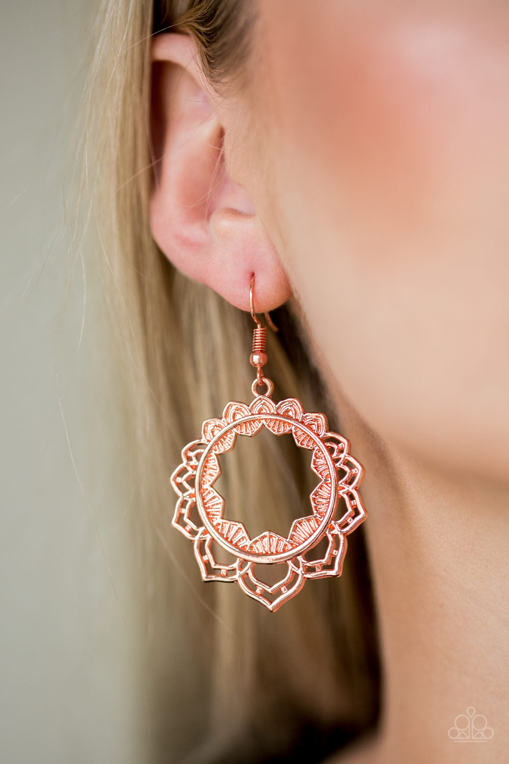 Paparazzi ♥ Modest Mandalas - Copper ♥  Earrings