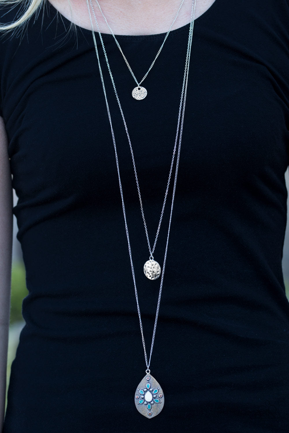 Paparazzi ♥ Sedona Summers - Blue ♥  Necklace