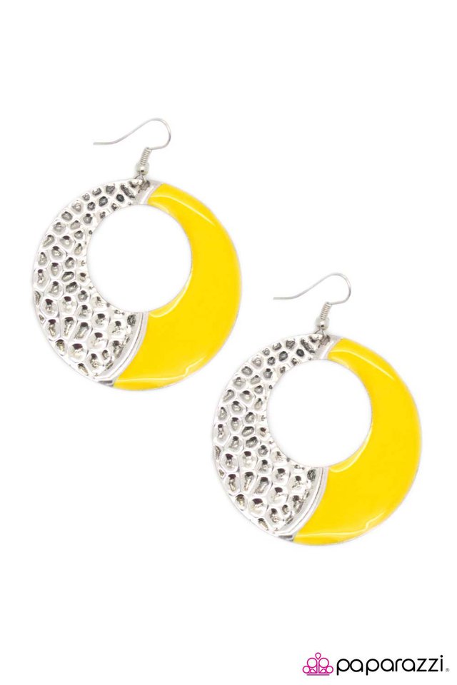 Paparazzi ♥ Divide and Conquer - Yellow ♥ Earrings