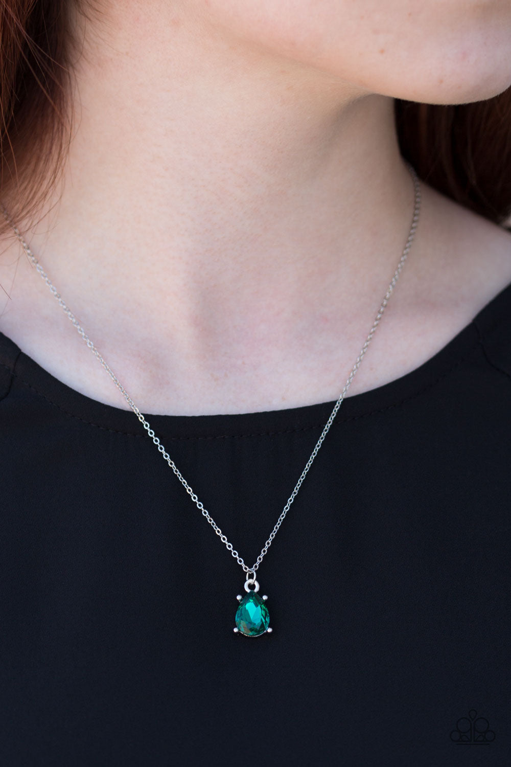 Paparazzi ♥ Classy Classicist - Green ♥  Necklace