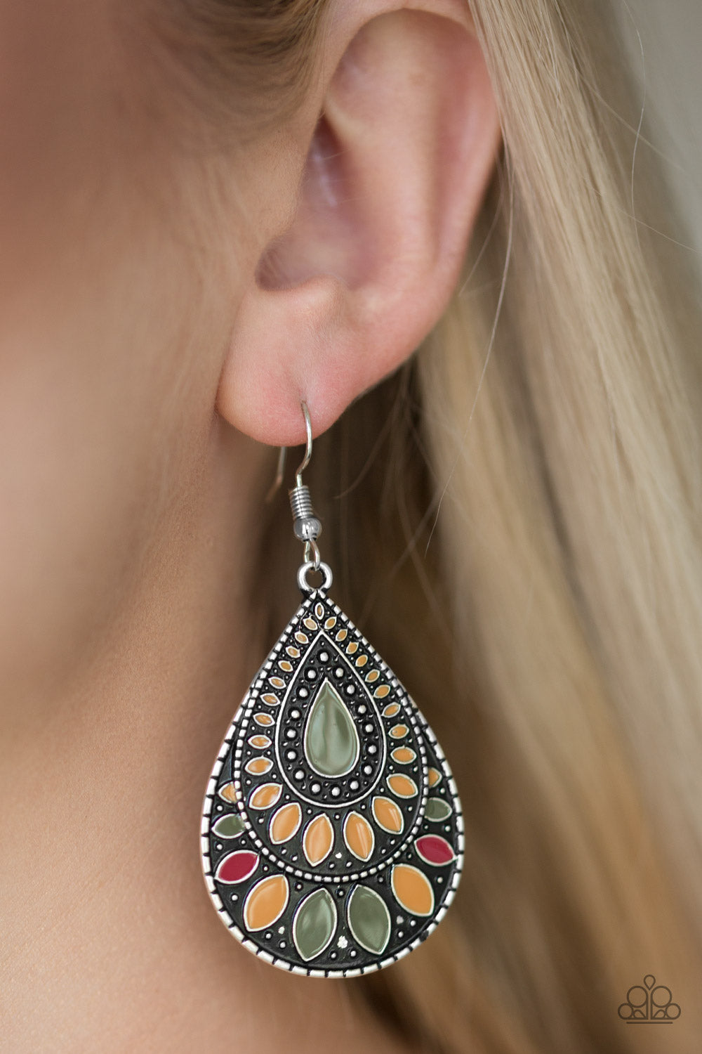 Paparazzi ♥ Westside Wildside - Multi ♥  Earrings