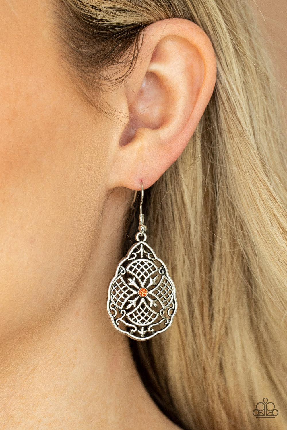 Paparazzi ♥ Paradise Picnic - Orange ♥  Earrings
