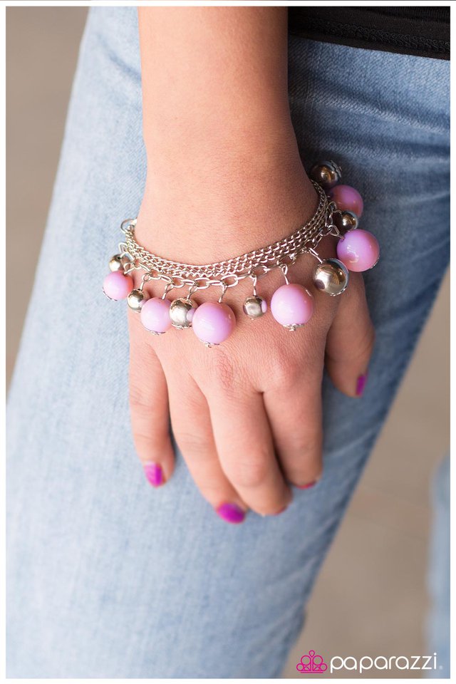 get-on-your-feet-p9wh-prxx-007xx