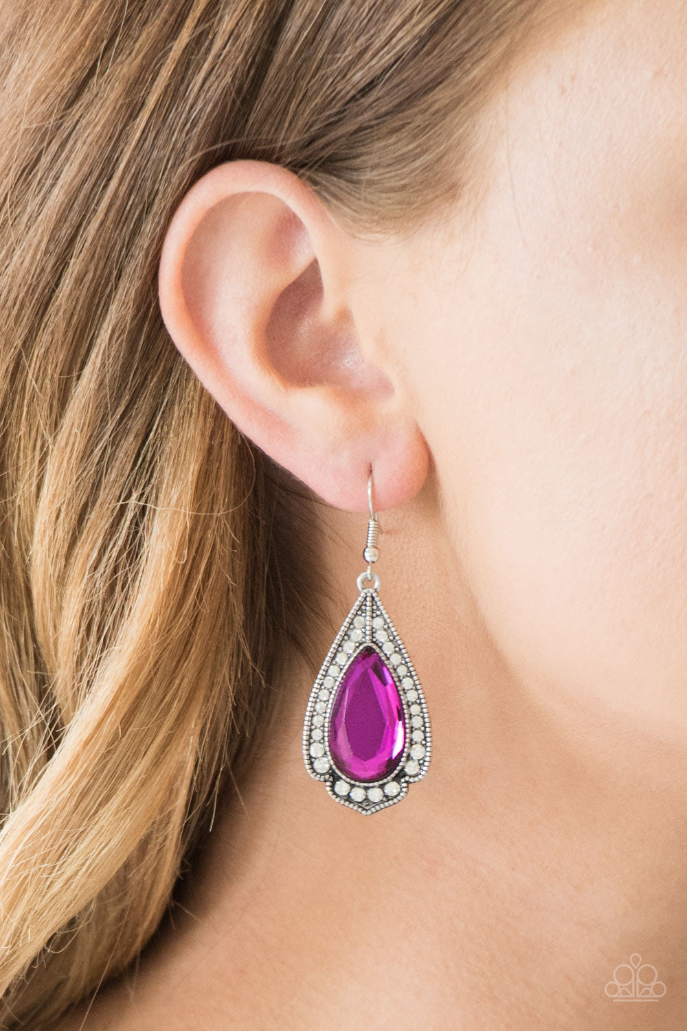 Paparazzi ♥ Superstar Stardom - Pink ♥  Earrings