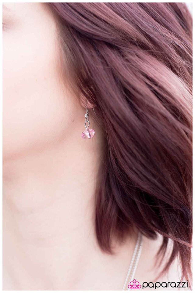 Paparazzi ♥ Worth the Tassel - Pink ♥ Necklace