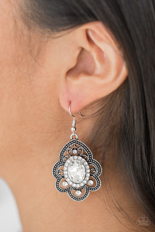 Paparazzi ♥ Reign Supreme - White ♥ Earrings
