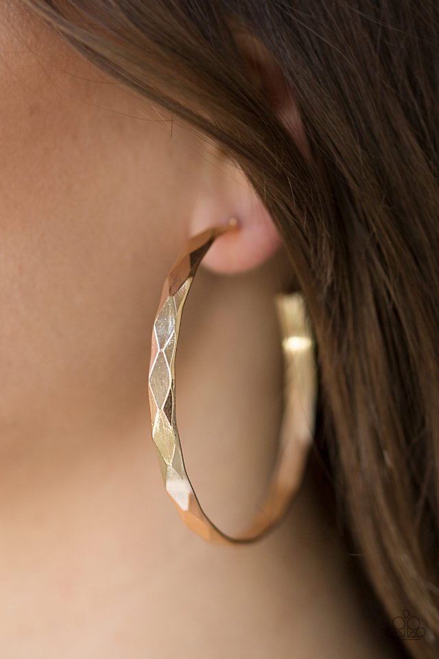 Paparazzi ♥ Hey, HAUTE Stuff - Gold ♥ Earrings