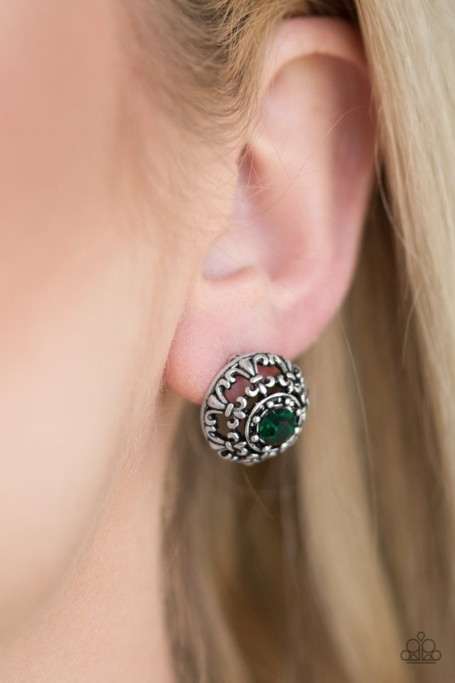 Paparazzi ♥ Courtly Courtliness - Green ♥ Post Earrings