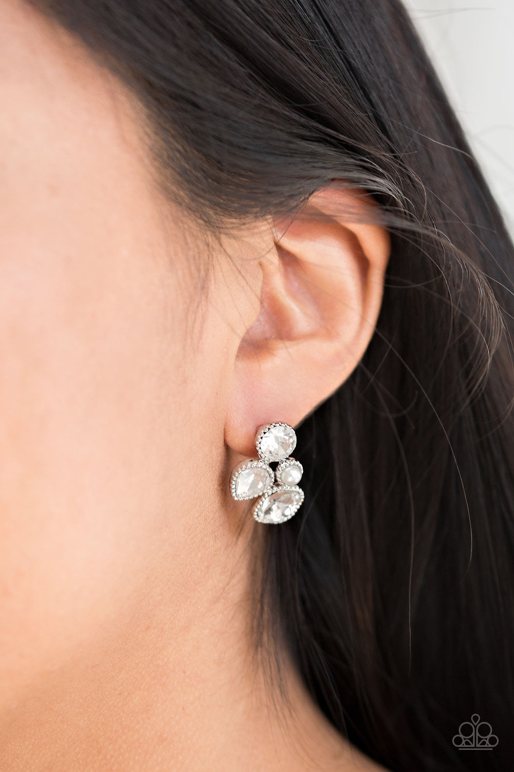 Paparazzi ♥ Super Superstar - White ♥  Post Earrings