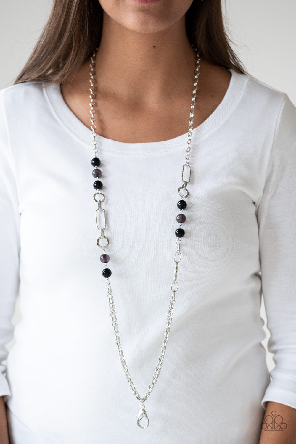 Paparazzi ♥ CACHE Me Out - Black ♥  Lanyard