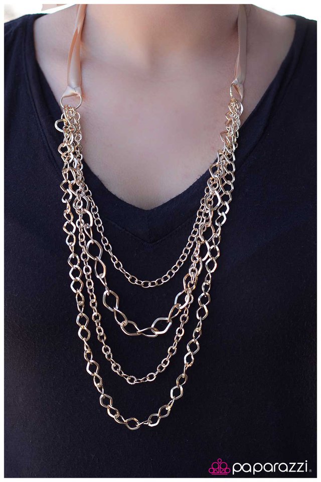 no-strings-attached-gold-p2ed-gdxx-003xx