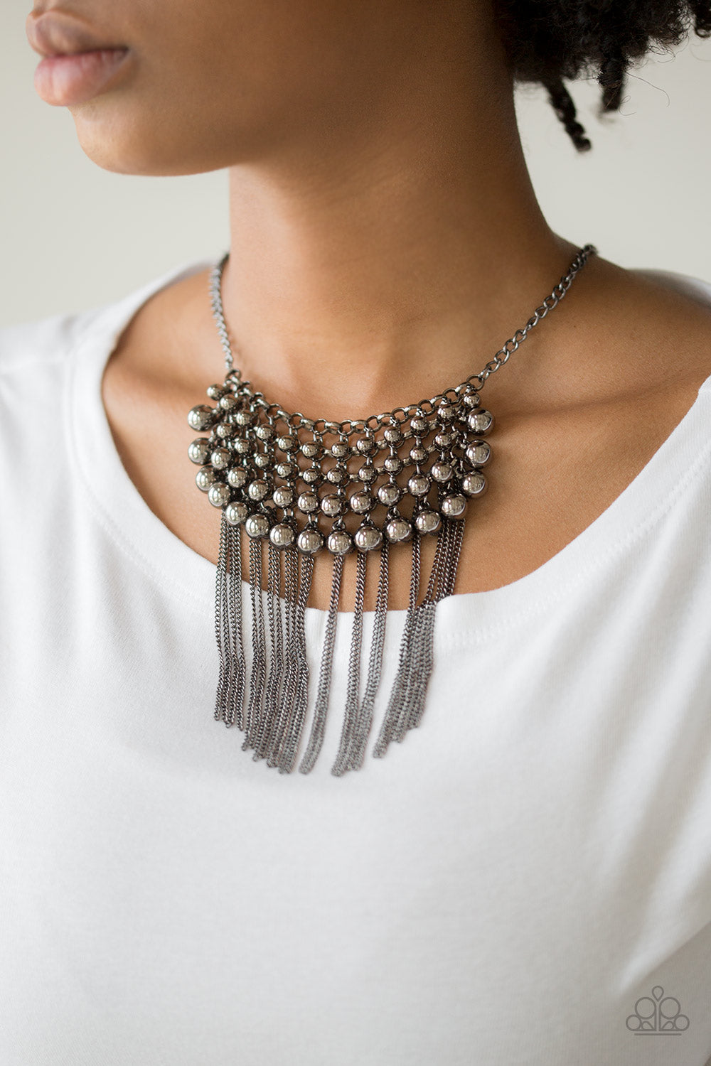 Paparazzi ♥ DIVA-de and Rule - Black ♥  Necklace