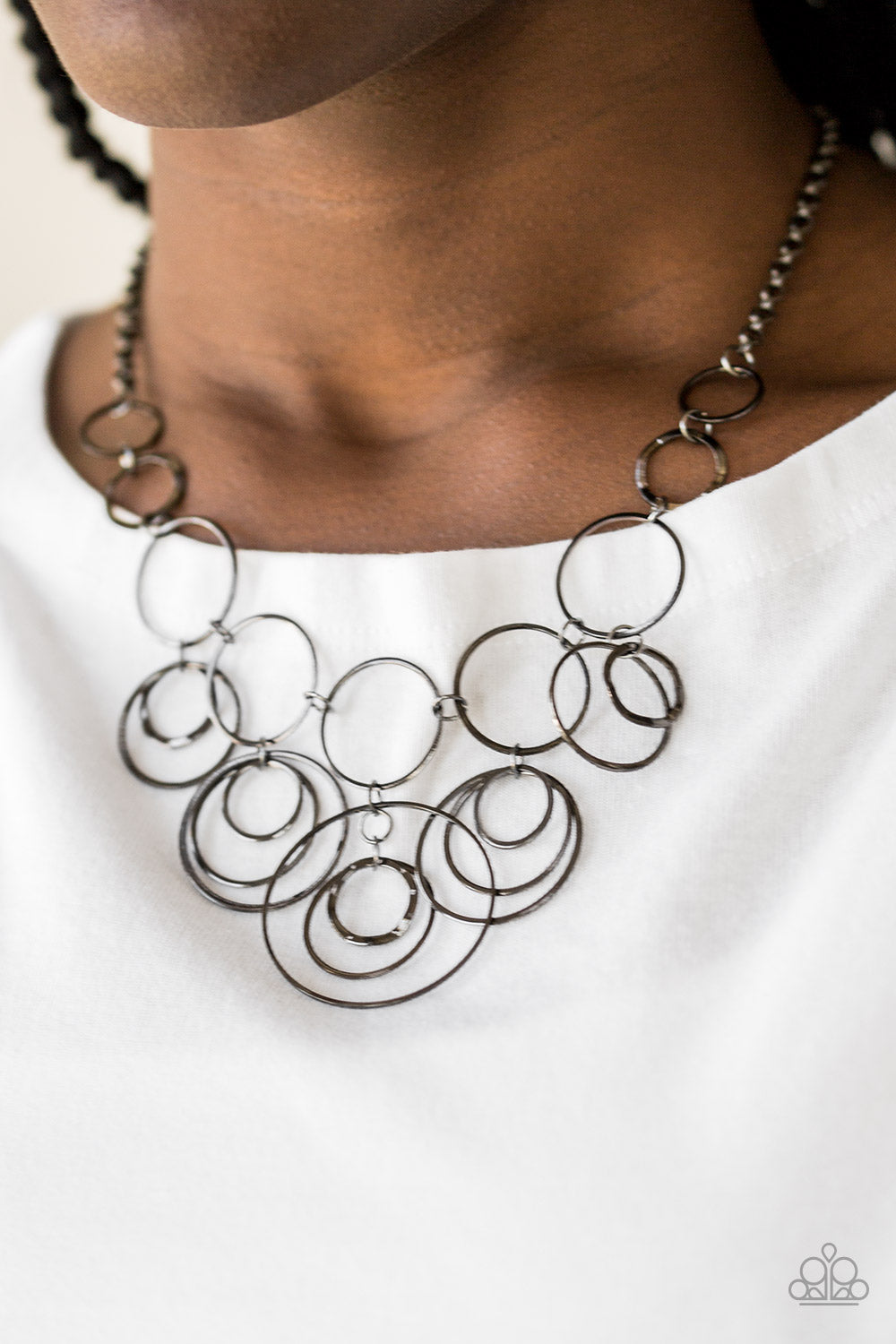 Paparazzi ♥ Break The Cycle - Black ♥  Necklace