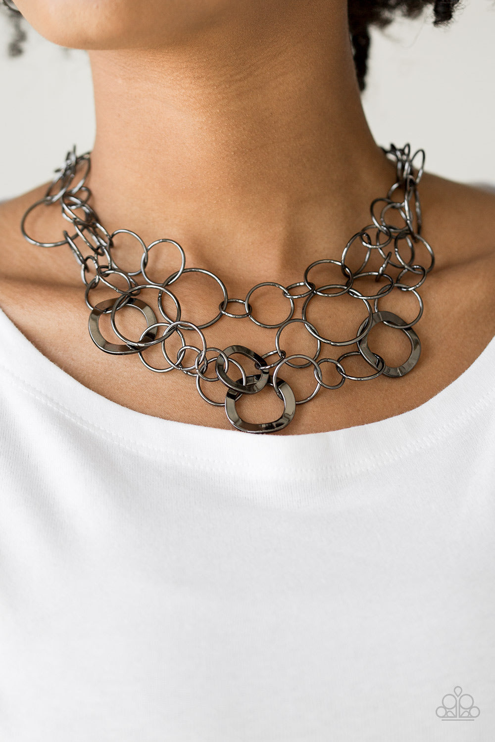 Paparazzi ♥ Main Street Mechanics - Black ♥  Necklace