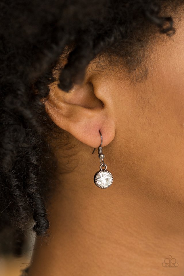 Paparazzi ♥ Starlit Socials - Black ♥ Necklace