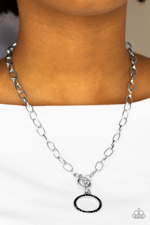 Paparazzi ♥ All In Favor - Black ♥ Necklace