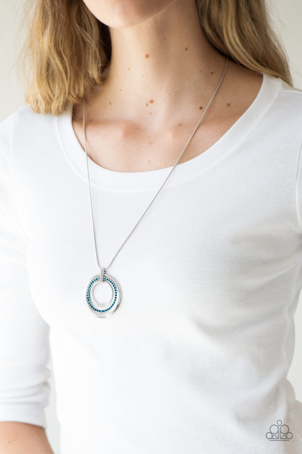 Paparazzi ♥ Gather Around Gorgeous - Blue ♥  Necklace