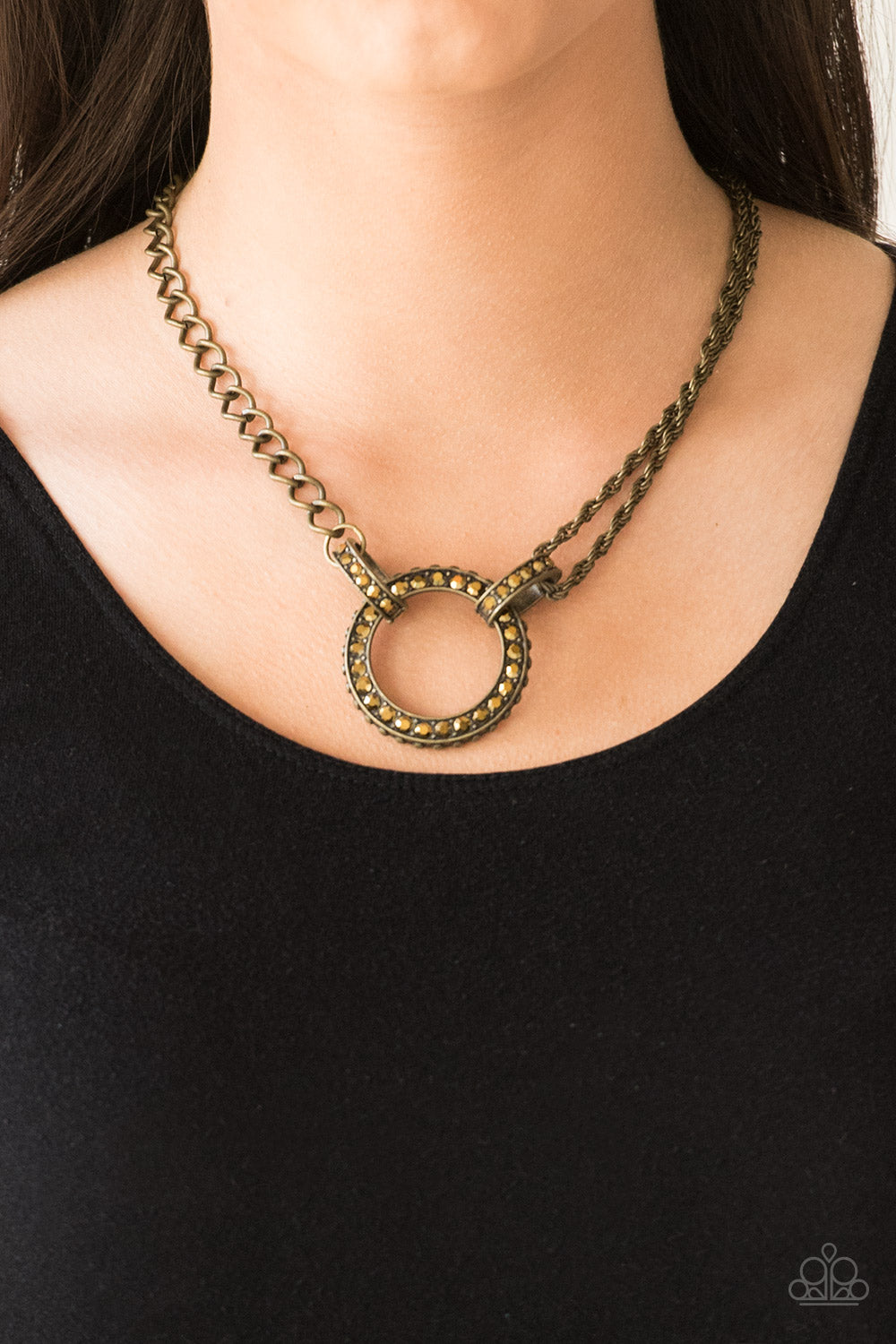 Paparazzi ♥ Razzle Dazzle - Brass ♥  Necklace