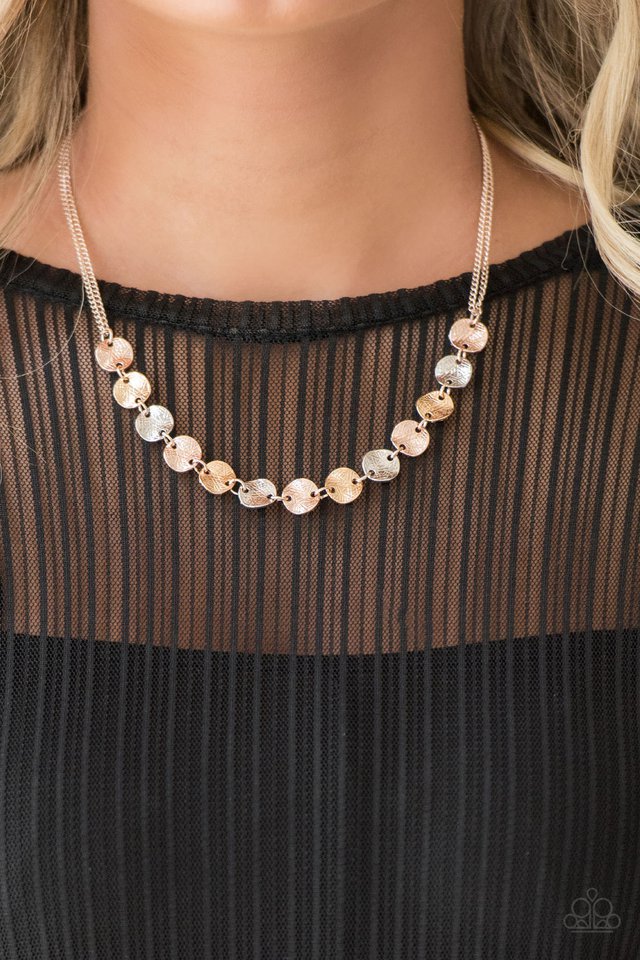 Paparazzi ♥ Simple Sheen - Rose Gold ♥ Necklace