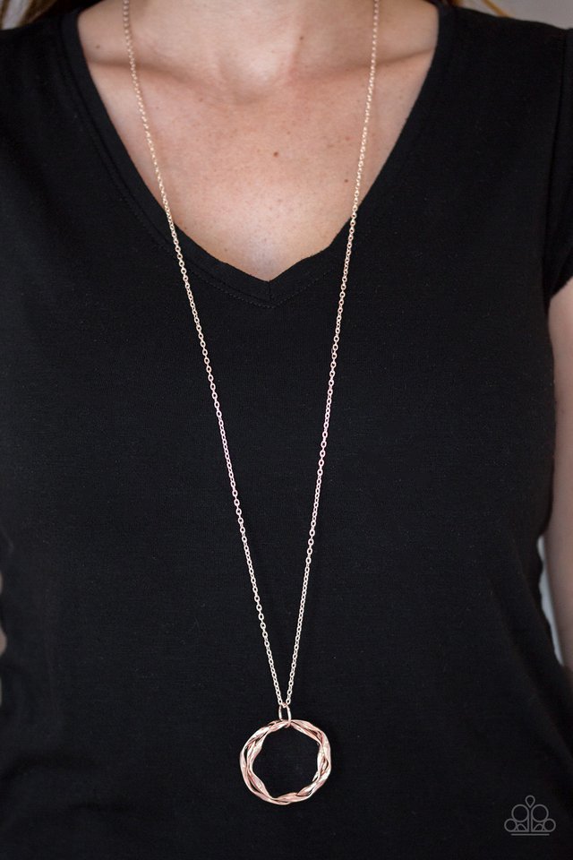 Paparazzi ♥ Millennial Minimalist - Rose Gold ♥ Necklace