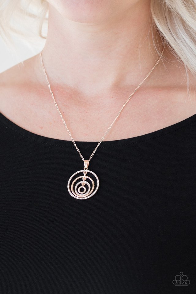 Paparazzi ♥ Upper East Side - Gold ♥ Necklace