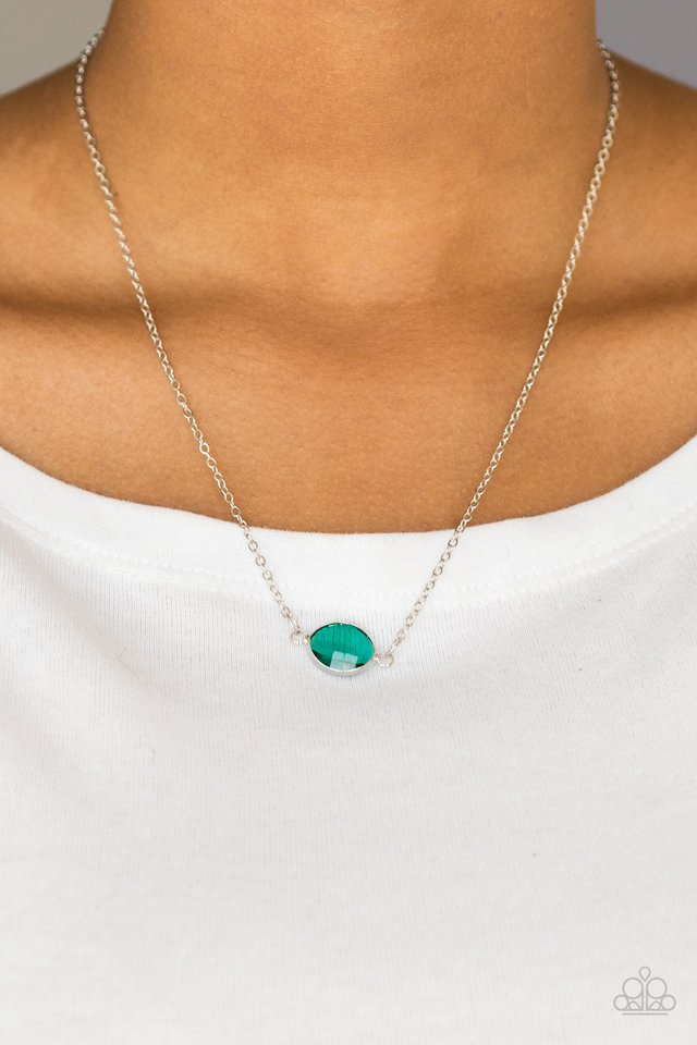 Paparazzi ♥ Fashionably Fantabulous - Green ♥ Necklace