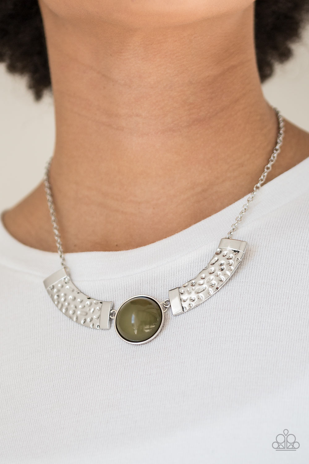 Paparazzi ♥ Egyptian Spell - Green ♥  Necklace