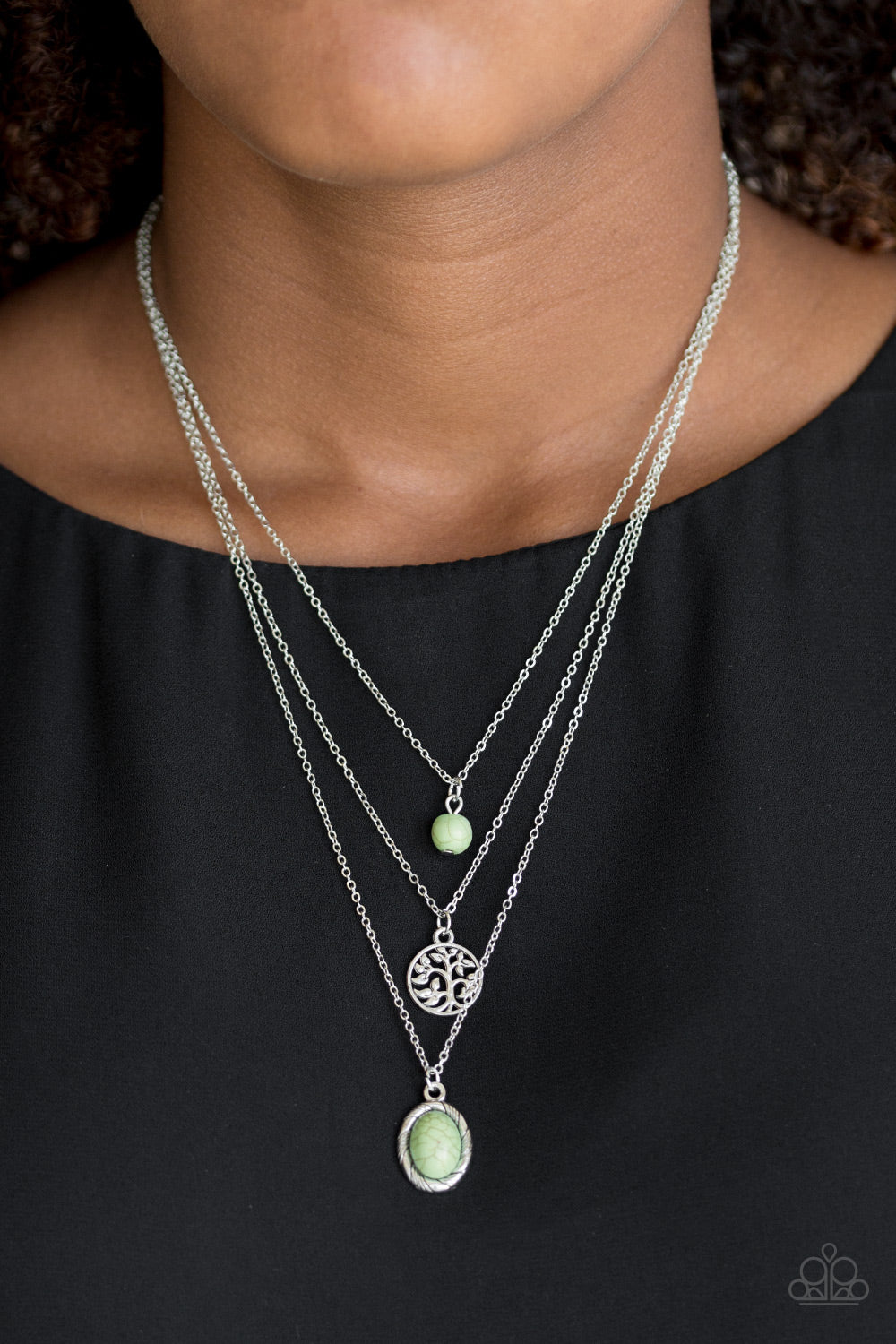 Paparazzi ♥ Southern Roots - Green ♥  Necklace