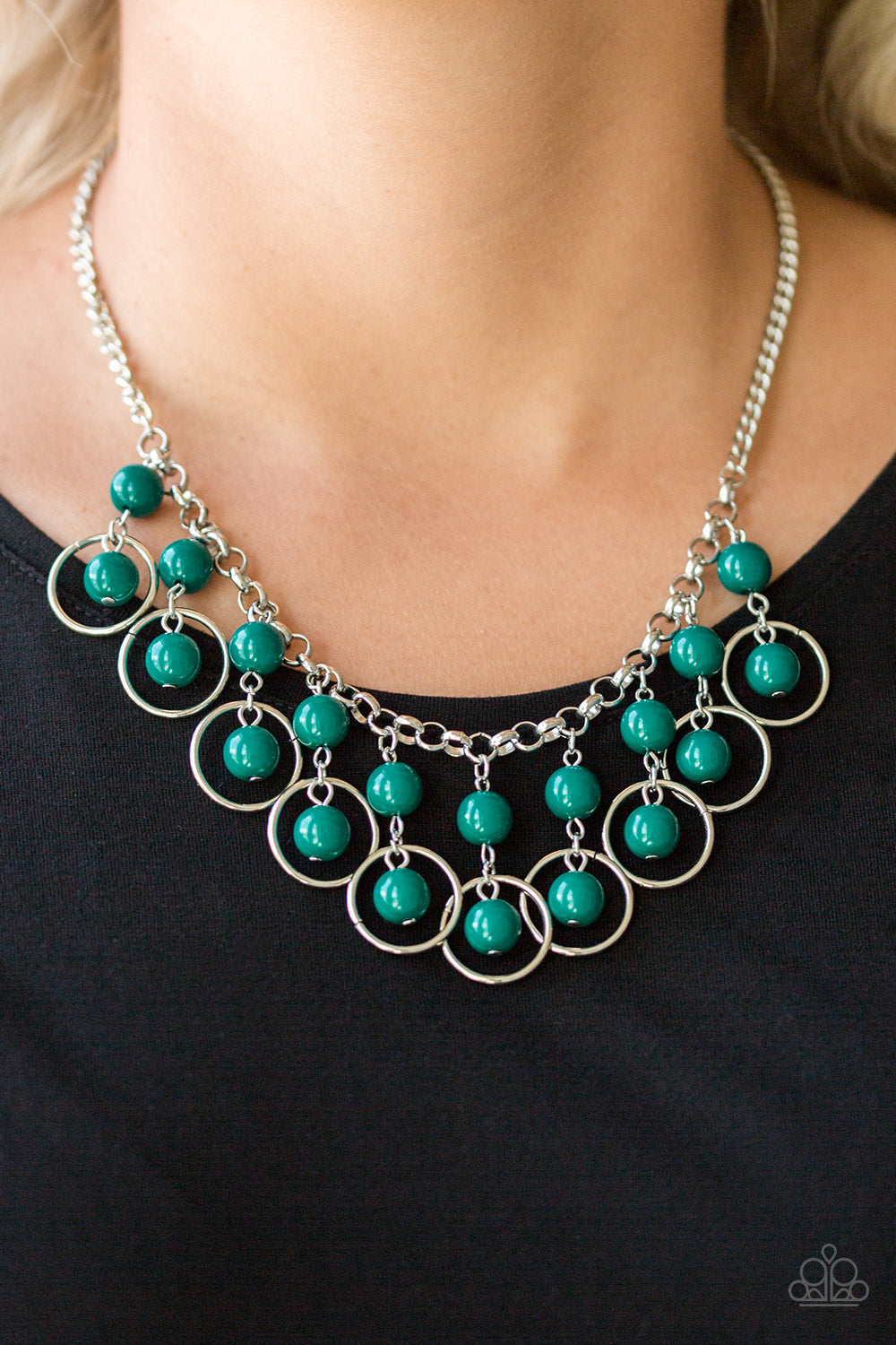 Paparazzi ♥ Really Rococo - Green ♥  Necklace
