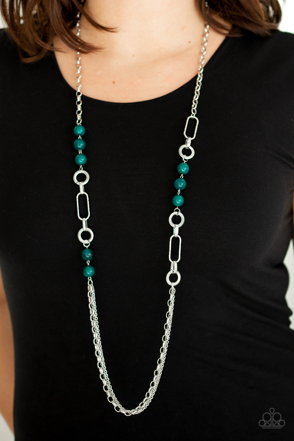 Paparazzi ♥ CACHE Me Out - Green ♥  Necklace