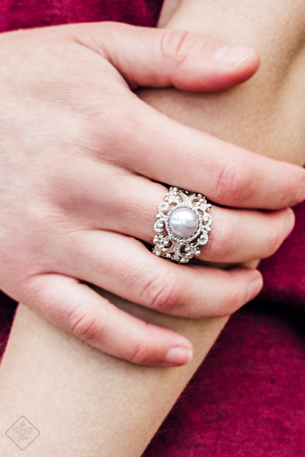 Paparazzi ♥ On The Expensive Side ♥  Ring