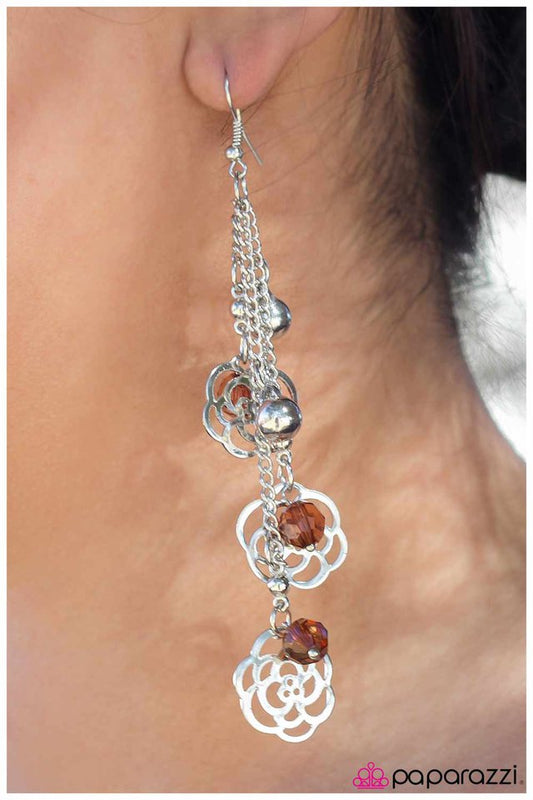 getting-the-hang-of-it-brown-p5wh-bnxx-005xx