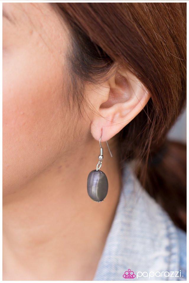 Paparazzi ♥ Let Me Elaborate - Silver ♥ Necklace