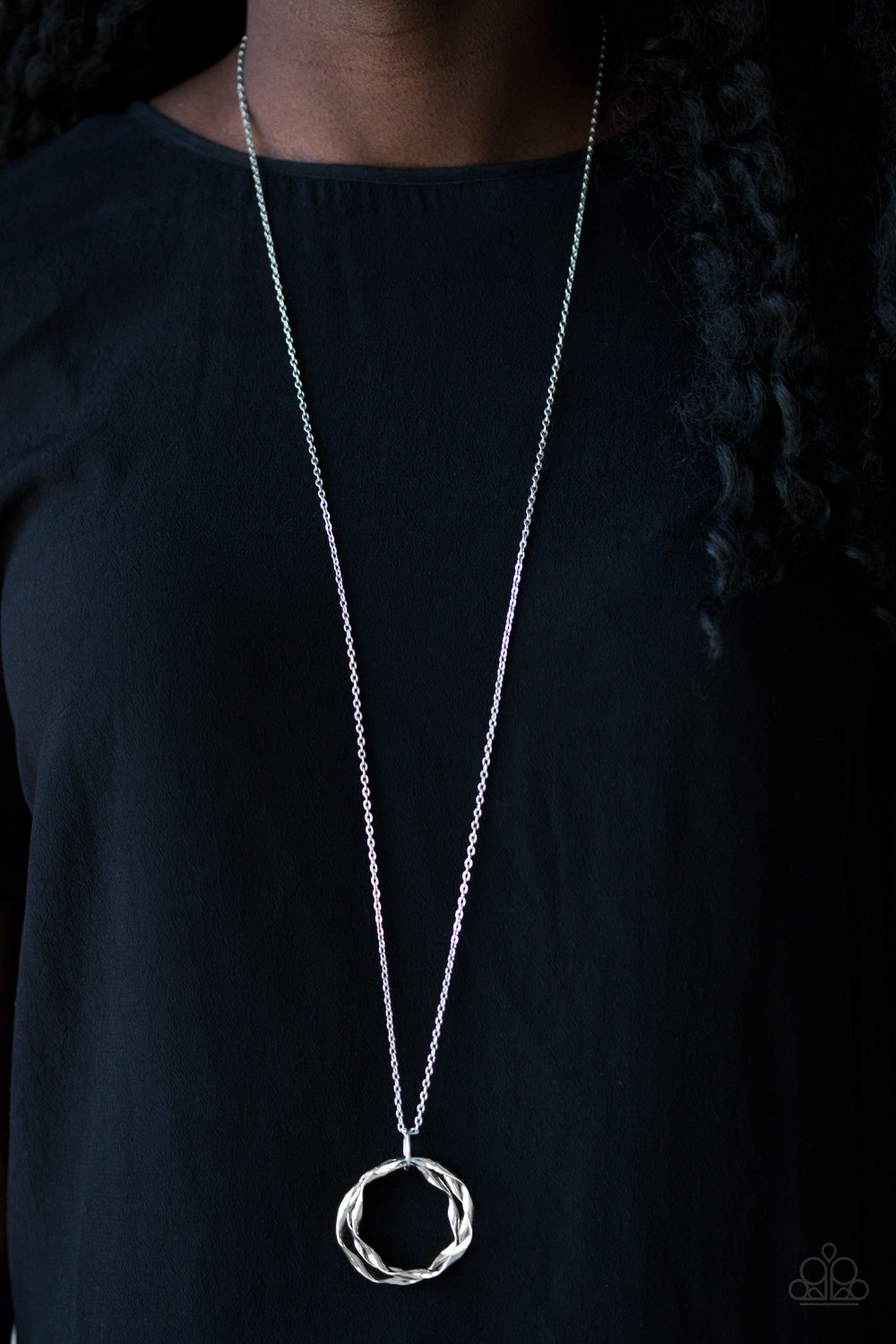 Paparazzi ♥ Millennial Minimalist - Silver ♥  Necklace