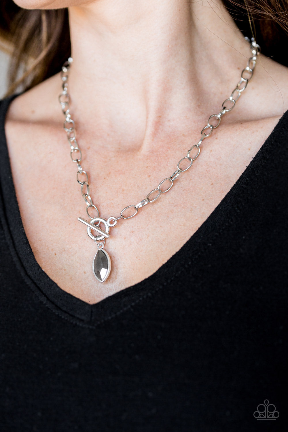 Paparazzi ♥ Club Sparkle - Silver ♥  Necklace