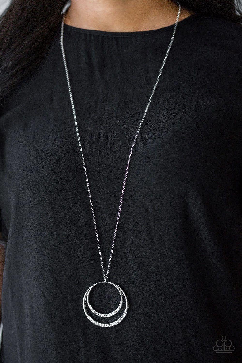 Paparazzi ♥ Front and EPICENTER - White ♥  Necklace