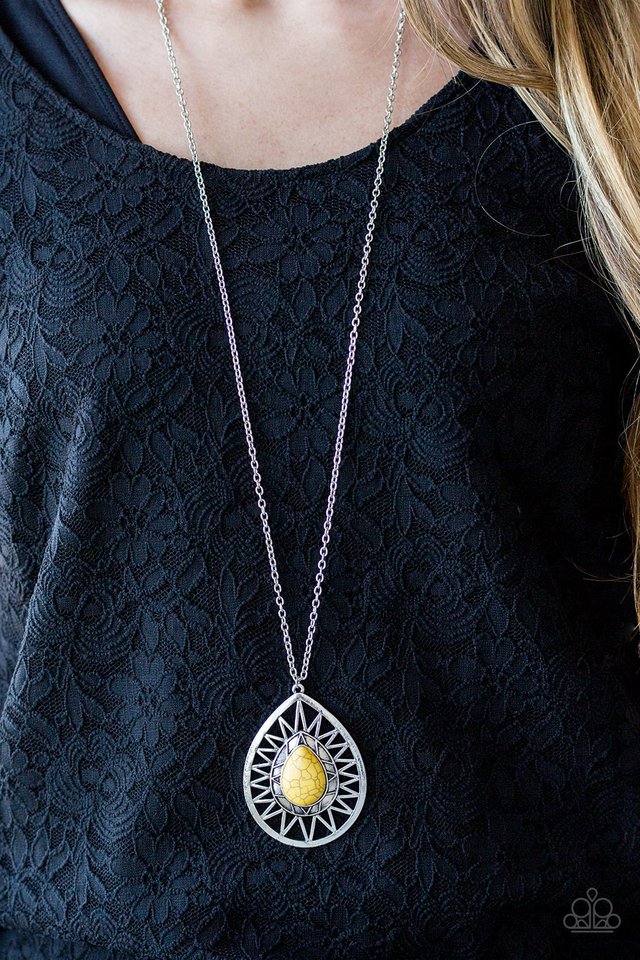 Paparazzi ♥ Summer Sunbeam - Yellow ♥ Necklace