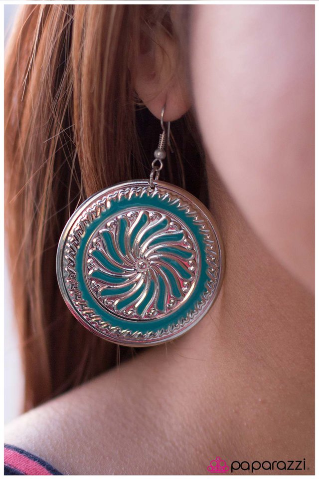 a-hop,-skip,-and-a-jump-p5tr-blxx-002xx