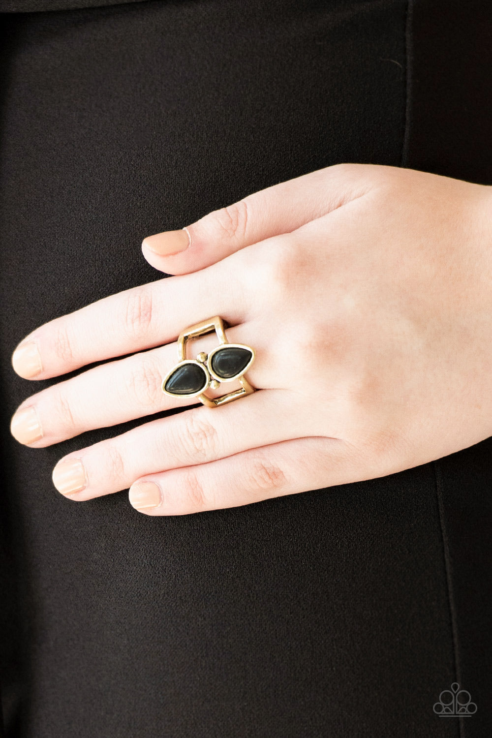 Paparazzi ♥ Simply Saharan - Brass ♥  Ring