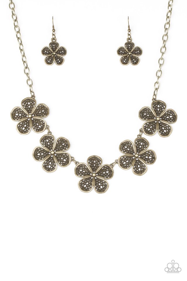 no-common-daisy-brass-p2wh-brxx-138xx