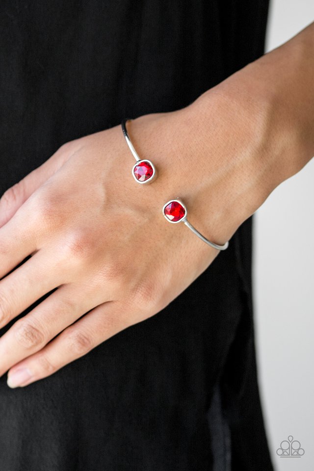 Paparazzi ♥ Totally Traditional - Red ♥ Bracelet