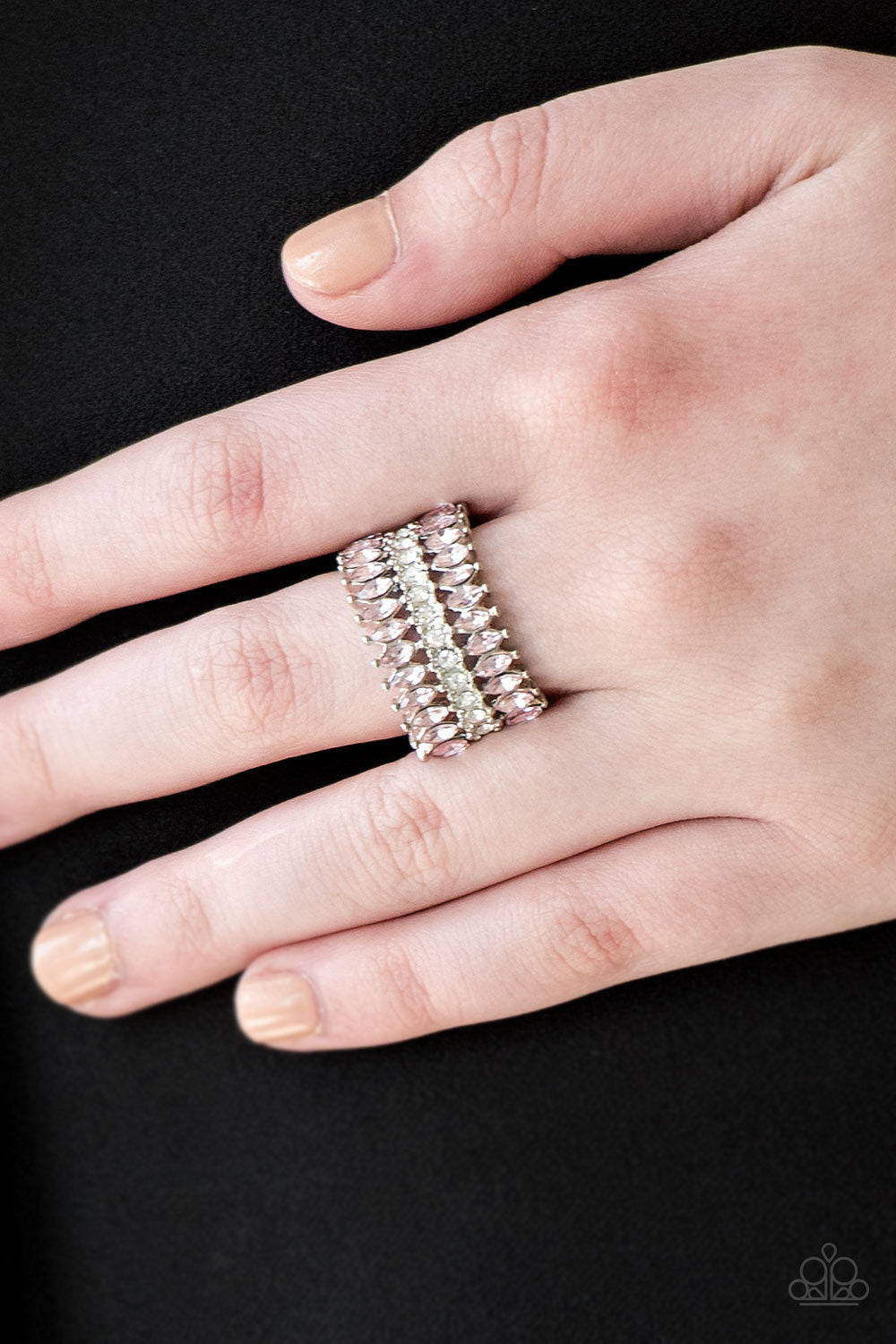 Paparazzi ♥ Treasury Fund - Pink ♥  Ring