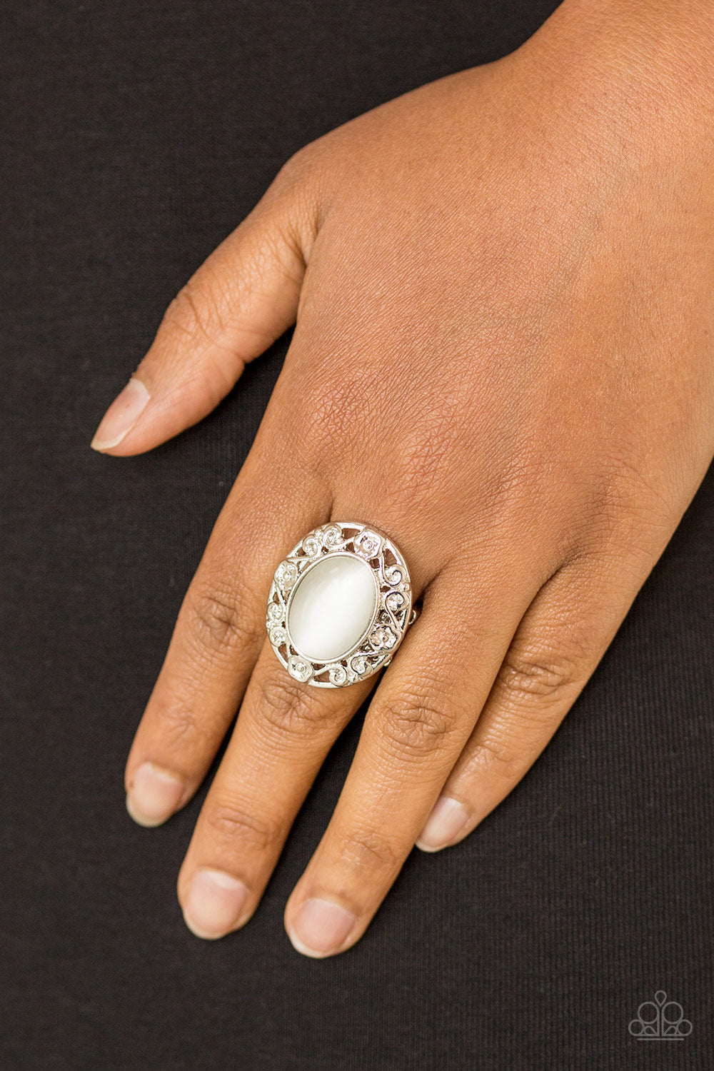 Paparazzi ♥ Moonlit Marigold - White ♥  Ring