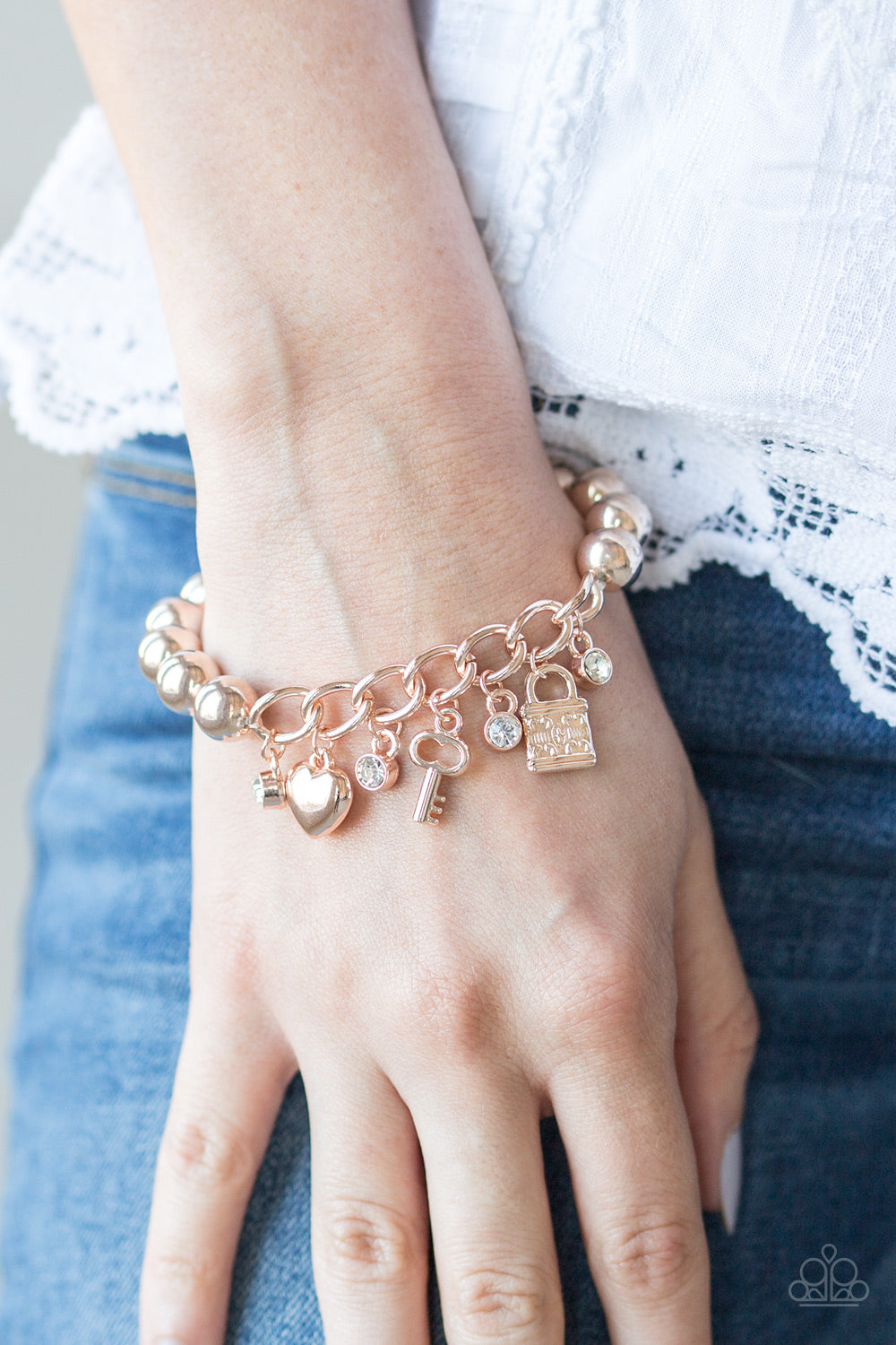 Paparazzi ♥ Feelin Flirtatious - Rose Gold ♥  Bracelet